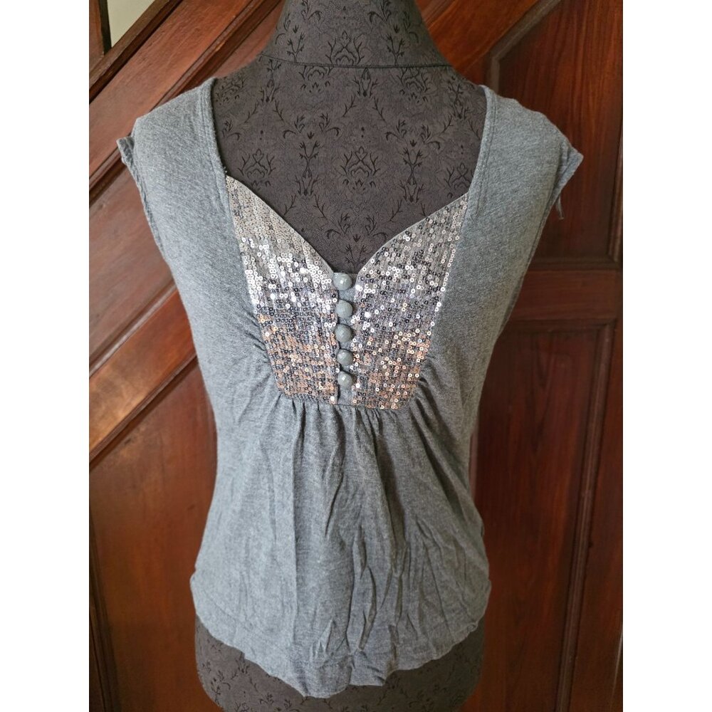 H&M Gray Sequined Cap Sleeve Top
